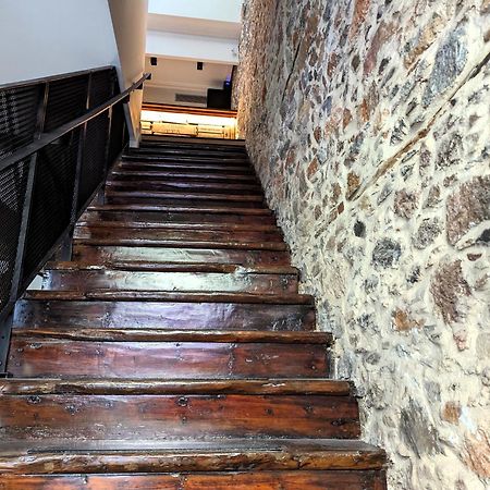 A Pousada Issa Lesvos Mytilíni Exterior foto